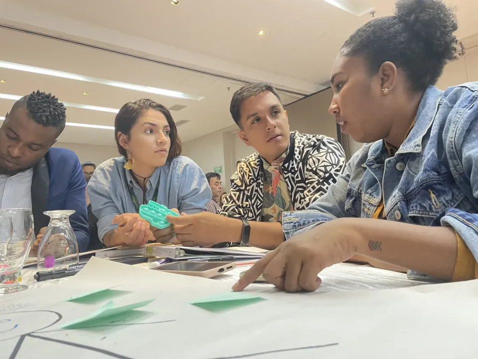 Jóvenes exigen a alcaldes participar en Planes de Desarrollo Territorial