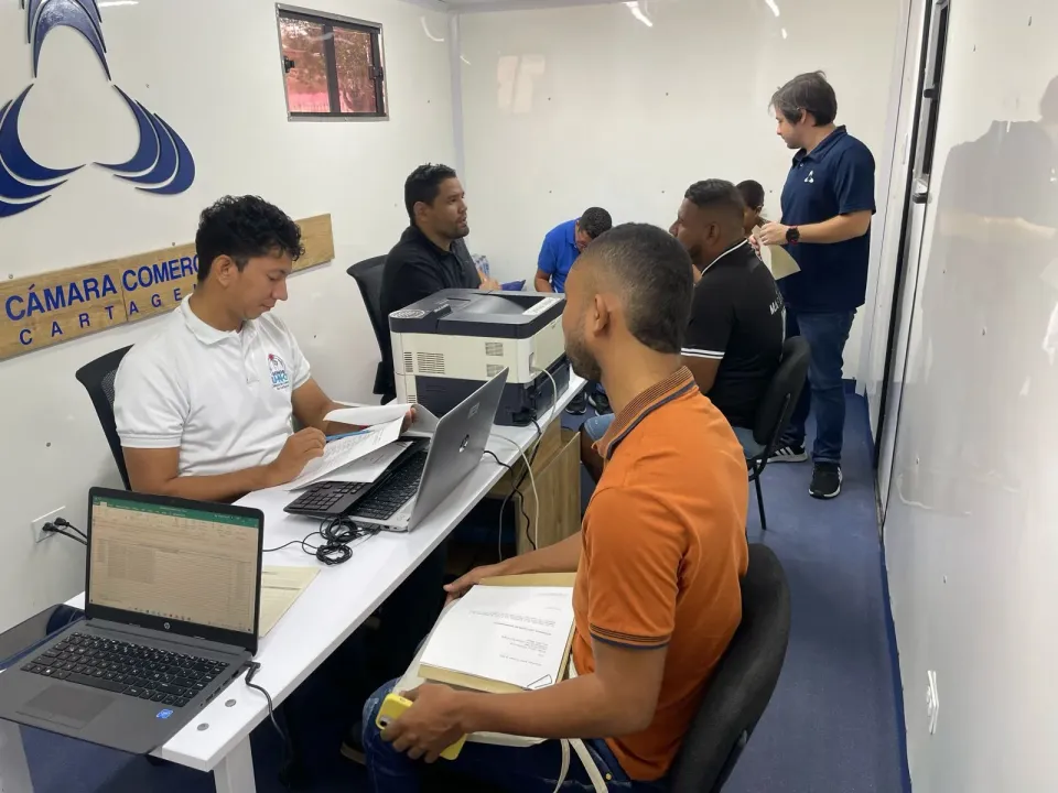 Reducen tarifas para emprendedores en Cámaras de Comercio de Colombia