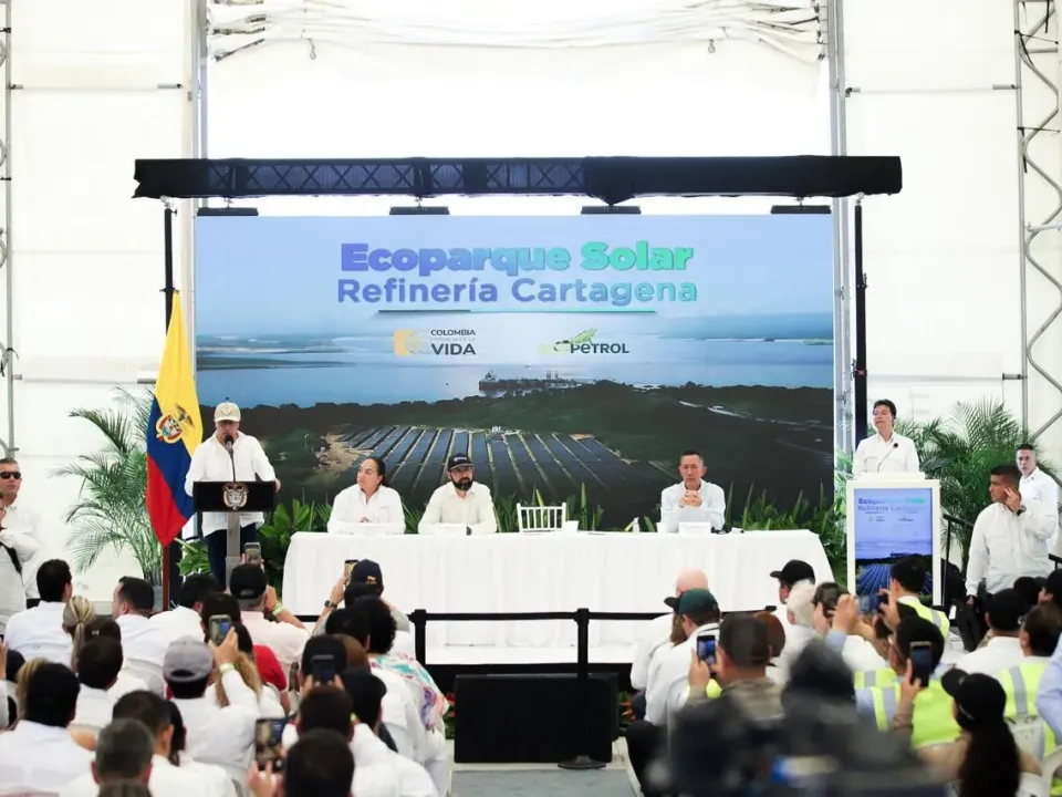Primera granja solar en una refinería de Latinoamérica es de Ecopetrol