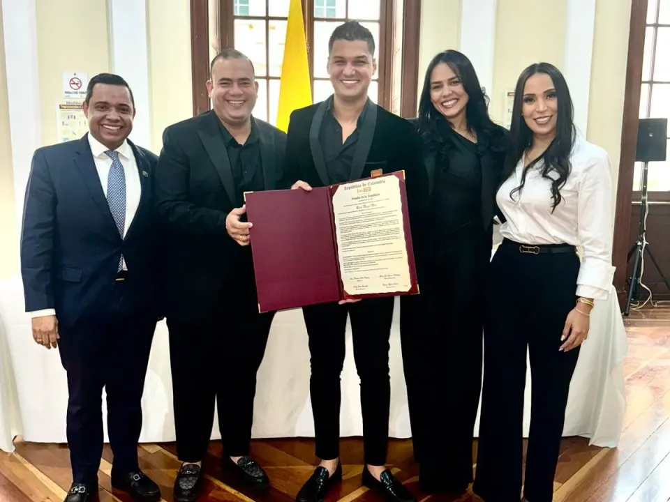 Congreso de la República exaltó al artista Elder Dayan Díaz