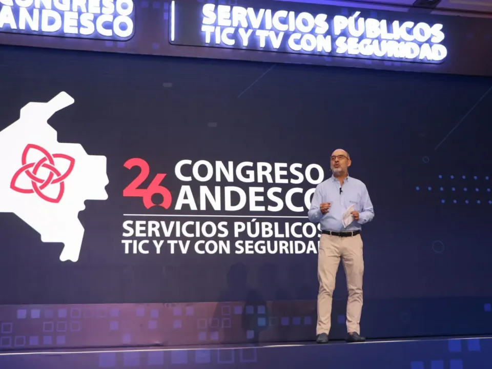 «Lo que funciona bien no se cambia”: Presidente de Andesco Camilo Sánchez