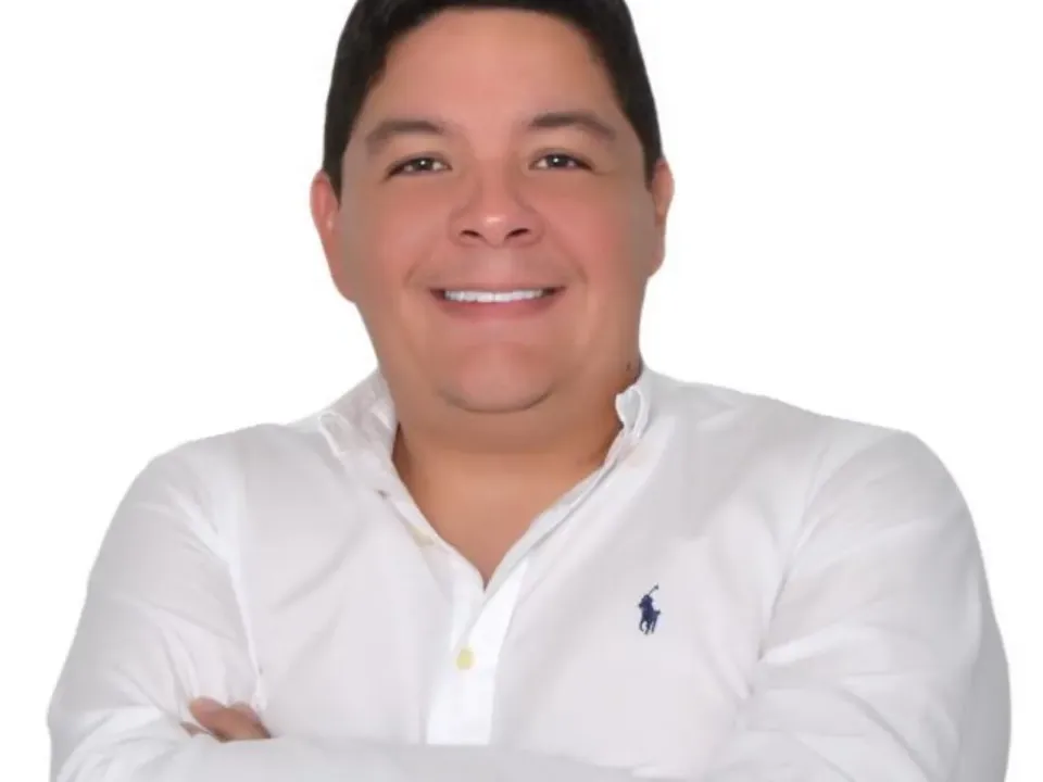 Cemento País mira para Centroamérica: Carlos Espinosa