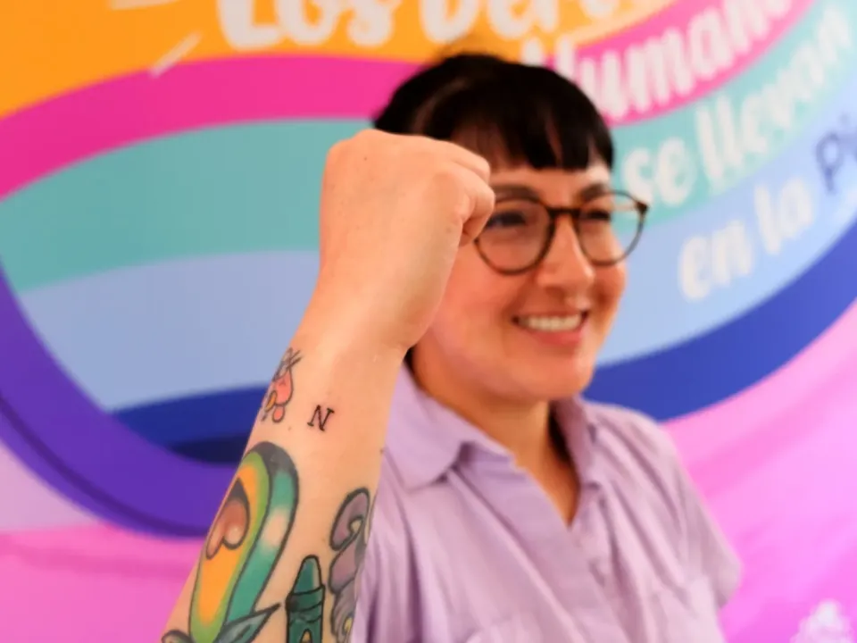 Derechos Humanos en la piel: El Impacto de Human Rights Tattoo en Bogotá