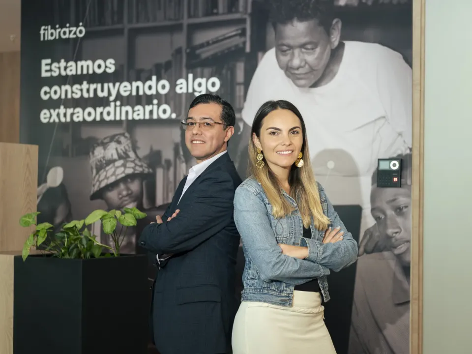 Llegó Fibrazo, nueva marca de telefonía móvil para estratos bajos  