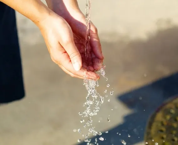 Escasez de agua y salud pública en Colombia: un riesgo en aumento
