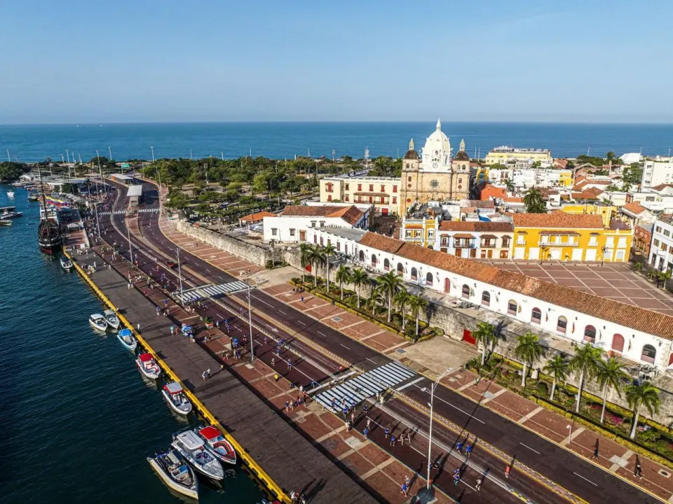 ‘Dato mata relato’: Alcalde Dumek frente a quienes dicen que se acabó el turismo en Cartagena