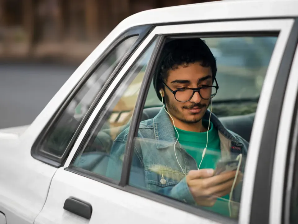 Pagos digitales ganan fuerza en Colombia y transforman los hábitos en la movilidad
