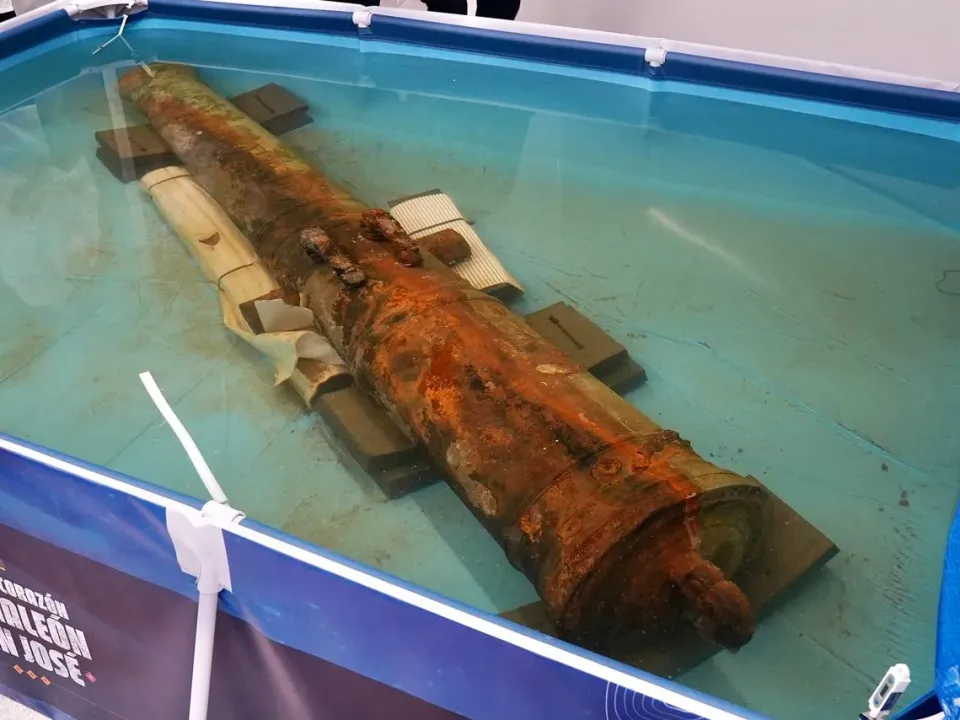 Objetos arqueológicos hallados en área del Galeón San José entran en proceso de conservación