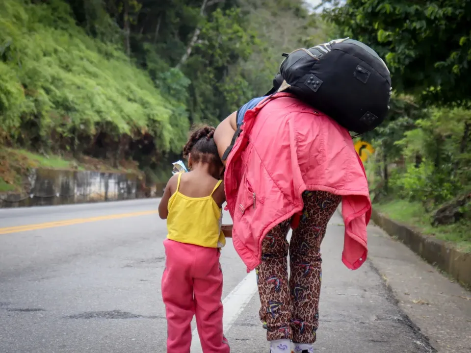 Colombia registra 99.500 migrantes en tránsito y 84.000 desplazados forzados en lo corrido del año