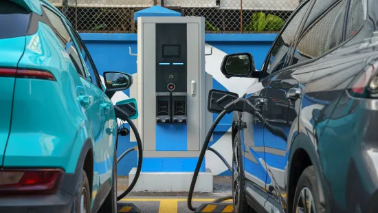 Importaciones de vehículos eléctricos crecieron casi seis veces en el último año