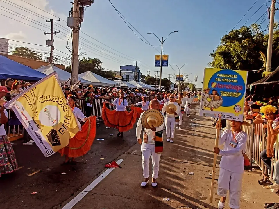 Cumbia Viva: Tradición, solidaridad y vida en la histórica Batalla de Flores