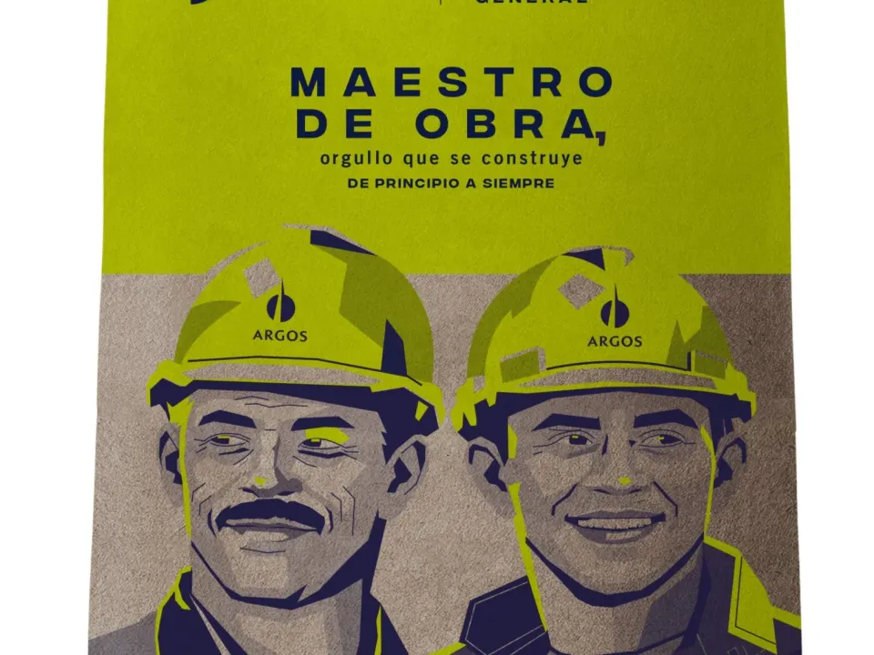 Argos lanza edición conmemorativa de su saco de cemento gris para honrar a los maestros de obra