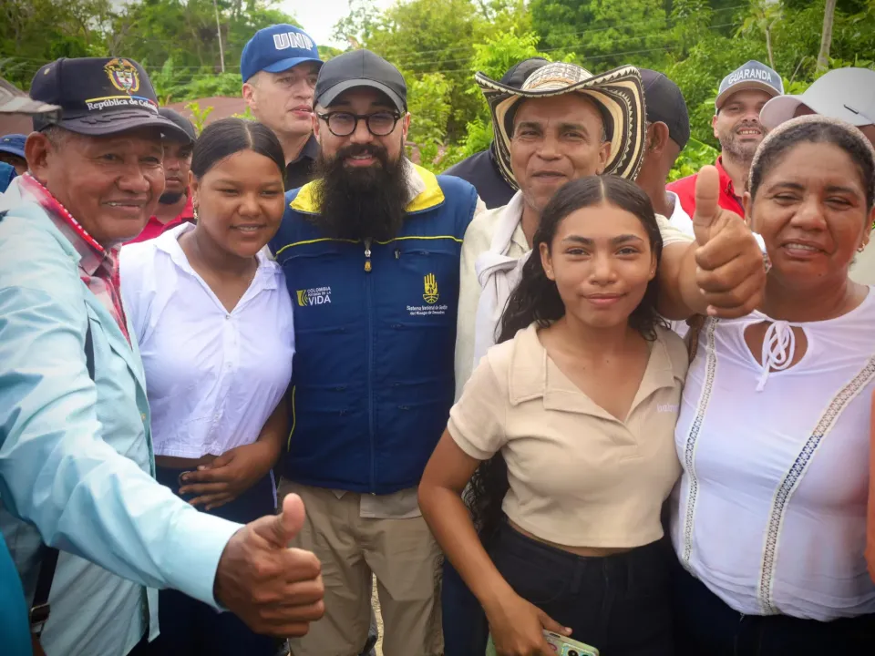 UNGRD entrega puente vehicular que reconecta a más de 11 mil personas en Guaranda
