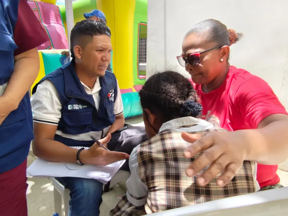 Dumek Turbay llevó jornada de salud infantil a sectores de Cartagena