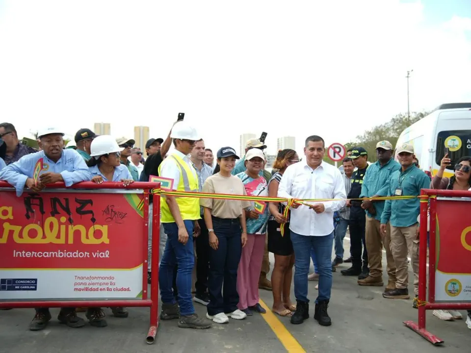 Dumek Turbay entrega conexión Territorio Mío–Parque Heredia, vía clave del Intercambiador de La Carolina en Cartagena