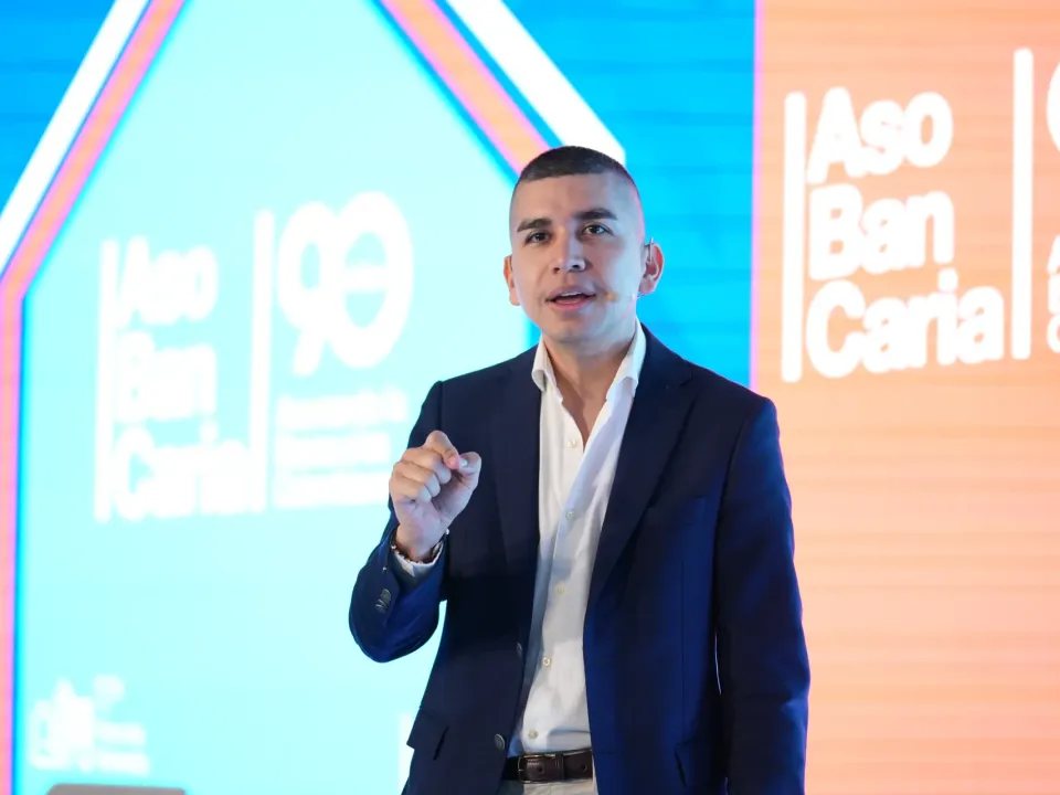 Colombia debe lanzar nueva política para impulsar compra de 1 millón de viviendas hasta 2030: Asobancaria
