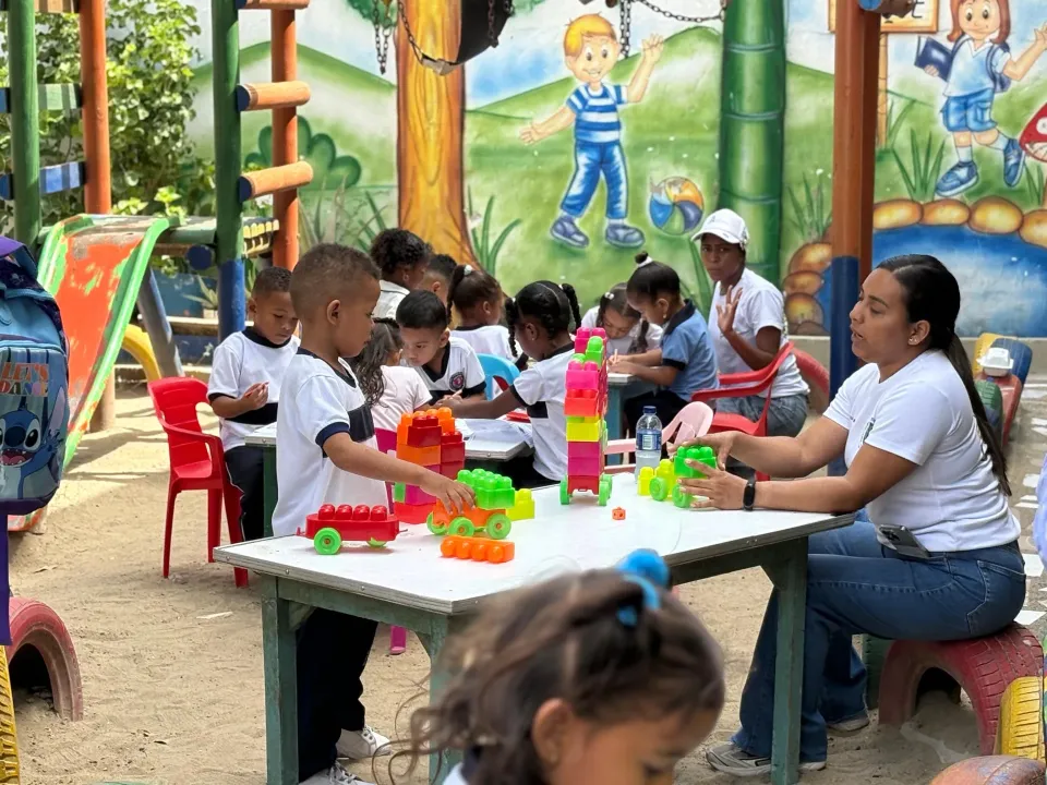 Feria de Atención Integral a la primera infancia de la Comuna Seis