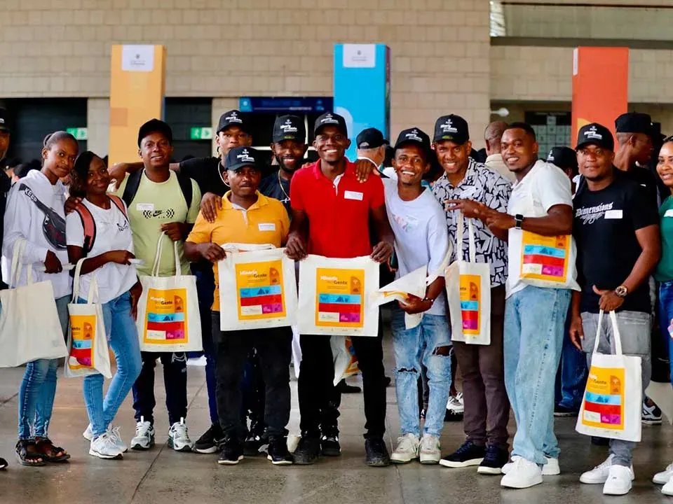 Gobierno otorgó primer título de aprovechamiento de oro para comunidades afros