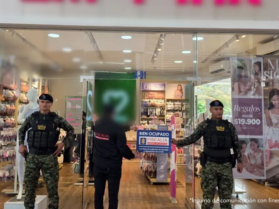 Fiscalía General de la Nación golpea presunta red transnacional ligada a lavado de activos y contrabando en venta de ropa femenina