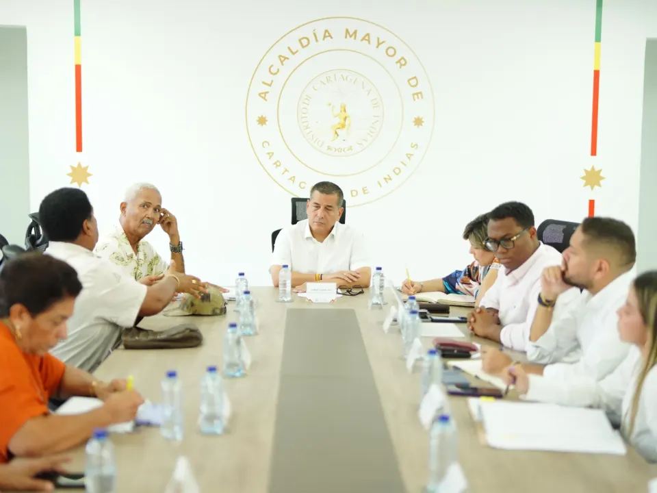 Dumek Turbay reanuda diálogo con pensionados para avanzar en acuerdos en Cartagena