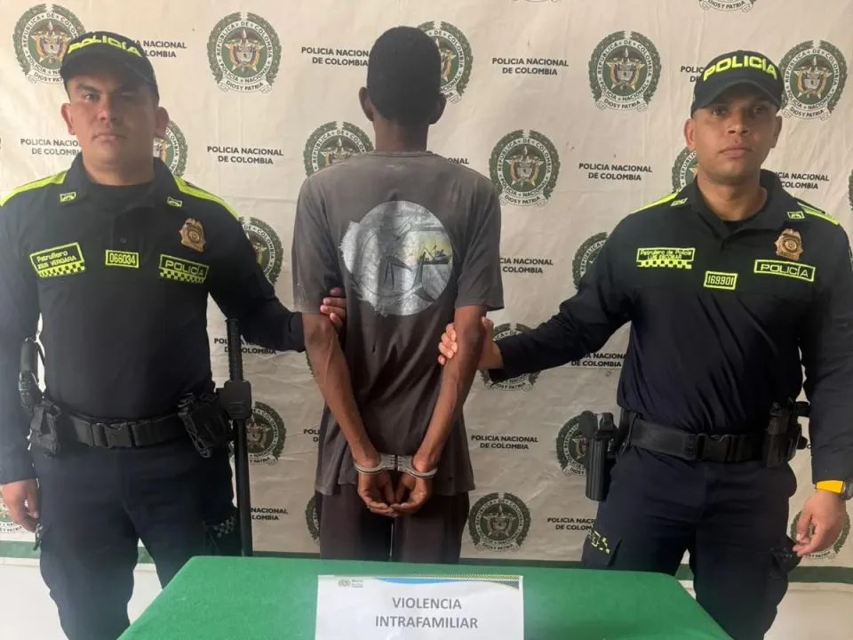 Judicializan a hombre por violencia intrafamiliar contra su madre y pareja en Cartagena