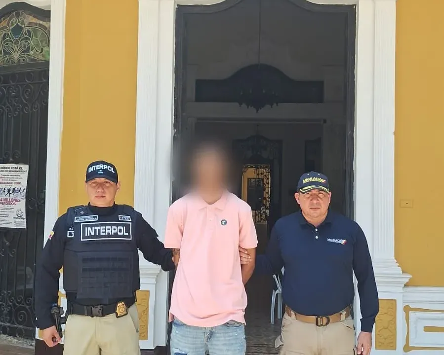 Cayó en Cartagena dominicano con circular roja requerido por homicidio