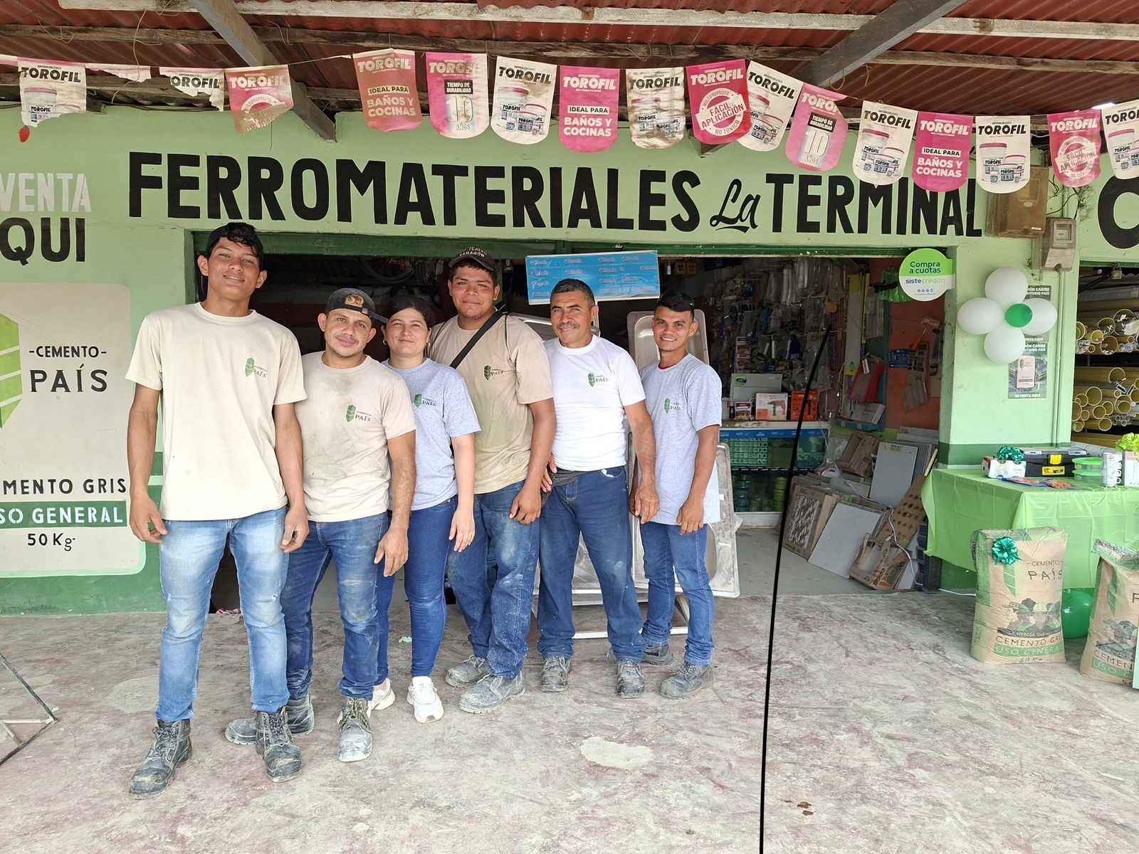Cemento País celebra el aniversario de Ferromateriales La Terminal, aliado de fuerza País