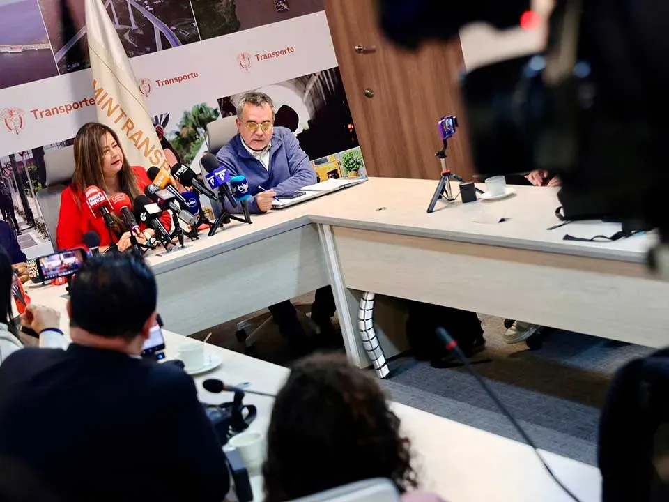 Gobierno revocará 6 millones de comparendos e investiga a 37 organismos de transito por fallas técnicas