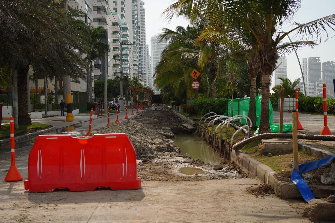 Alcalde Dumek inspecciona nuevo frente del “4 en 1” de Bocagrande y Castillogrande