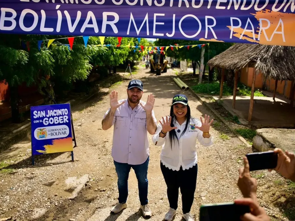 ¡Más pavimento! Yamil Arana inicia la construcción de 10 nuevas calles en San Jacinto