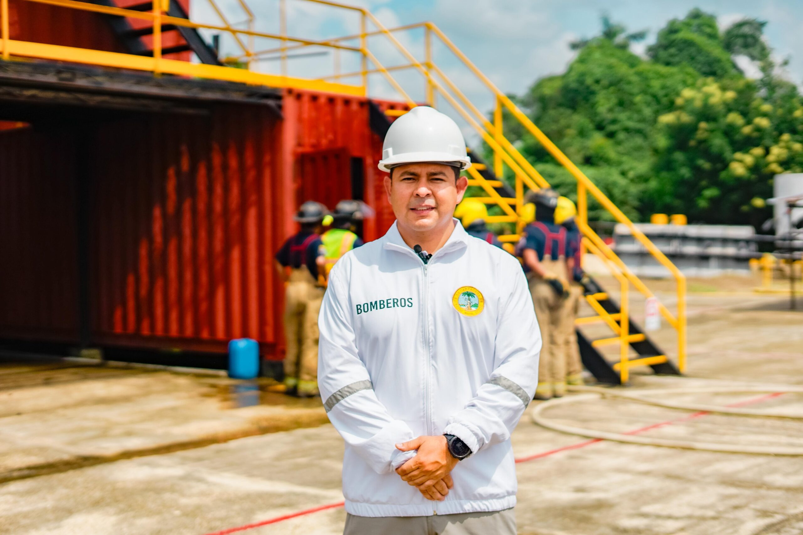 Jhony Pérez Sayas asume como director encargado de la OAGRD sin dejar sus funciones en el Cuerpo de Bomberos de Cartagena