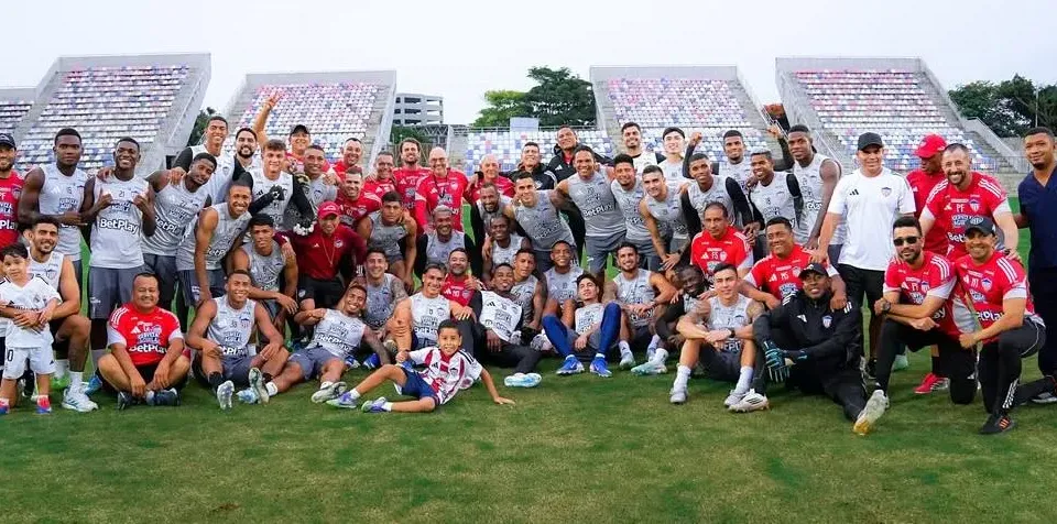 Junior en busca de su estrella #12 ante Nacional hoy en Medellín