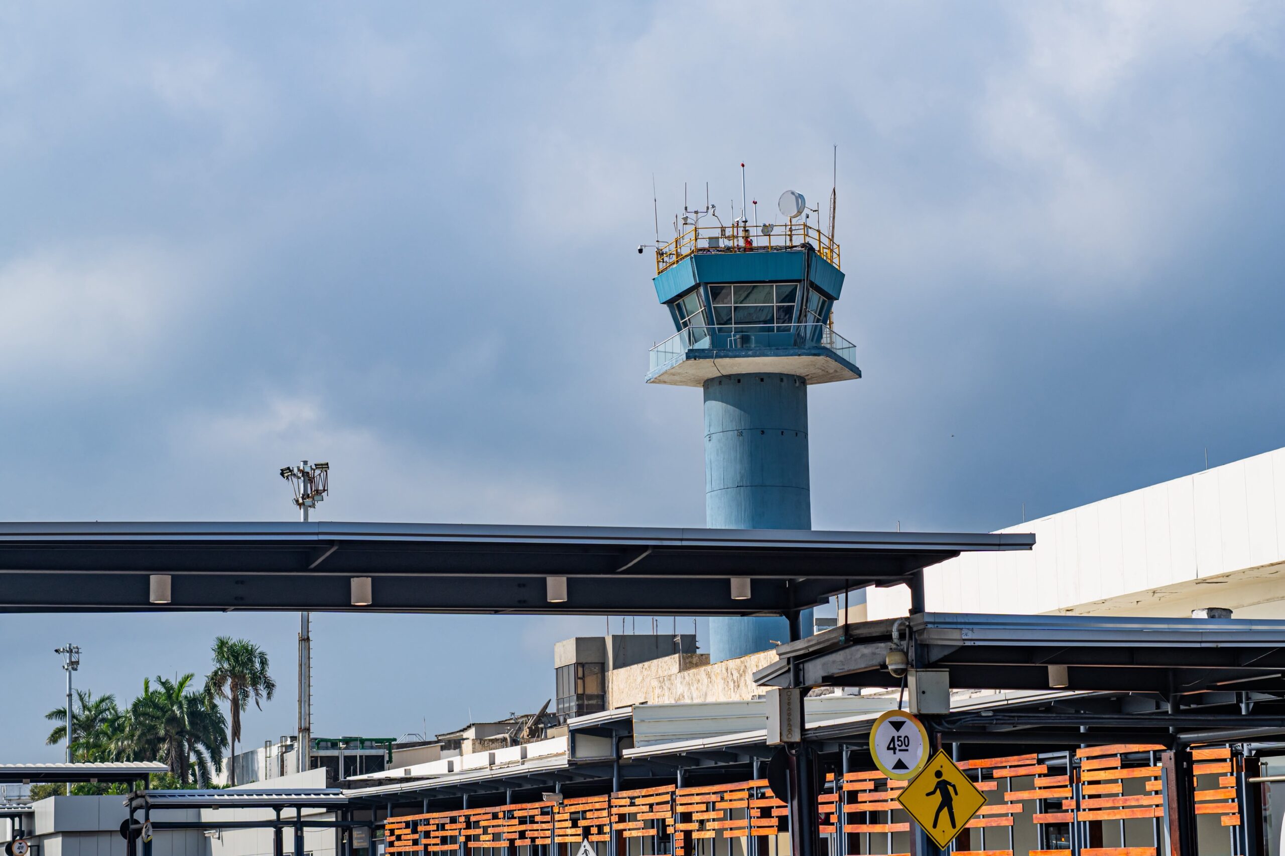 Aeropuerto Rafael Núñez entrega reporte operacional con corte al mediodía