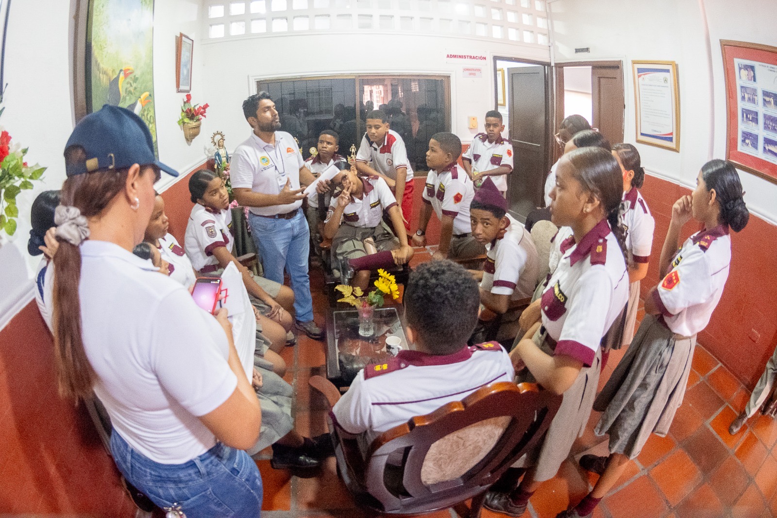 TransCaribe busca en las aulas a estudiantes beneficiarios de la tarifa diferencial