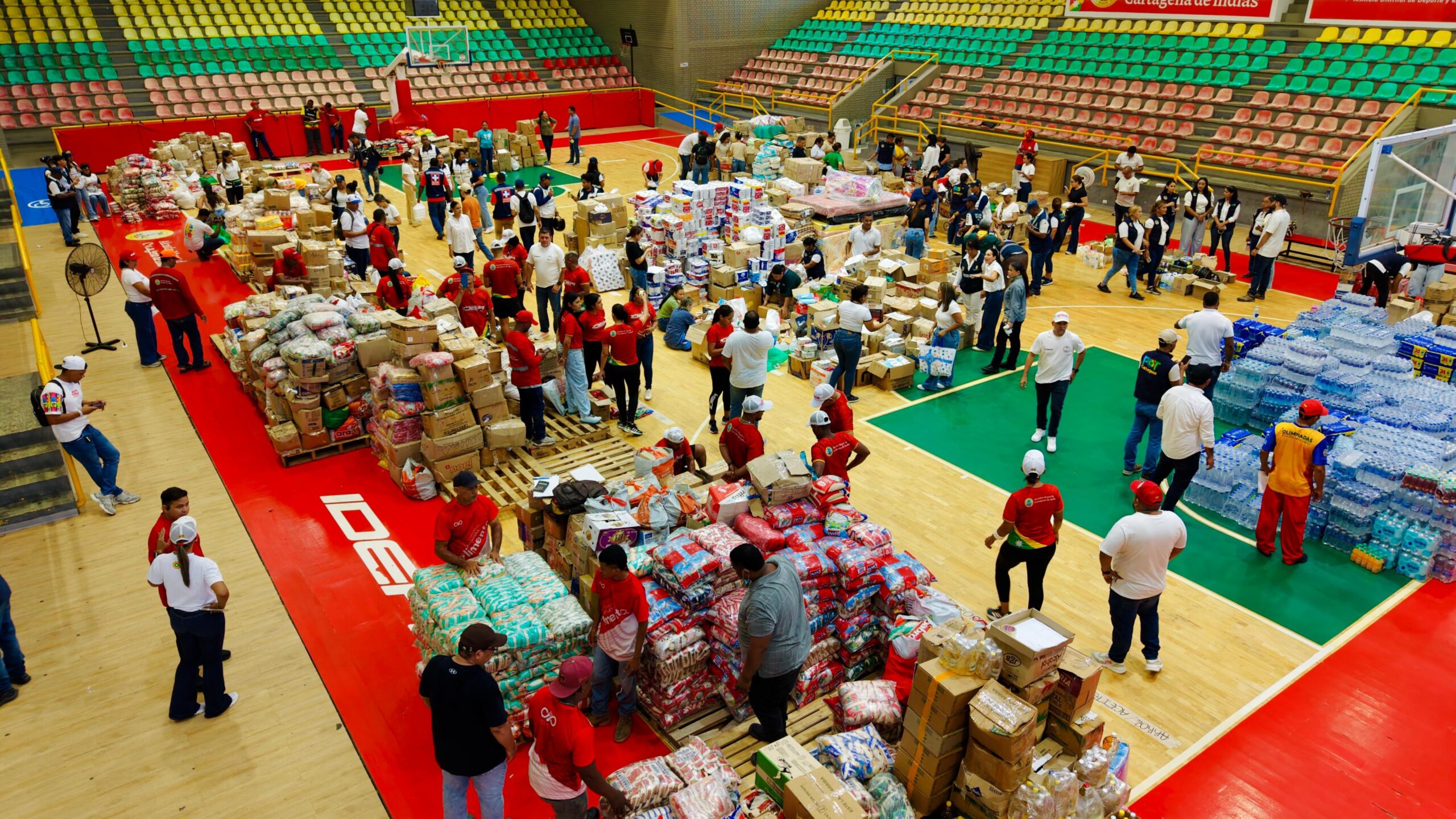 Alcaldía de Cartagena enviará primer lote de ayudas a Quibdó tras recaudar 12 toneladas