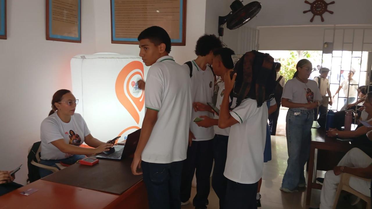 TransCaribe lleva las jornadas de registro y validación de tarjetas para la Tarifa Diferencial a los colegios