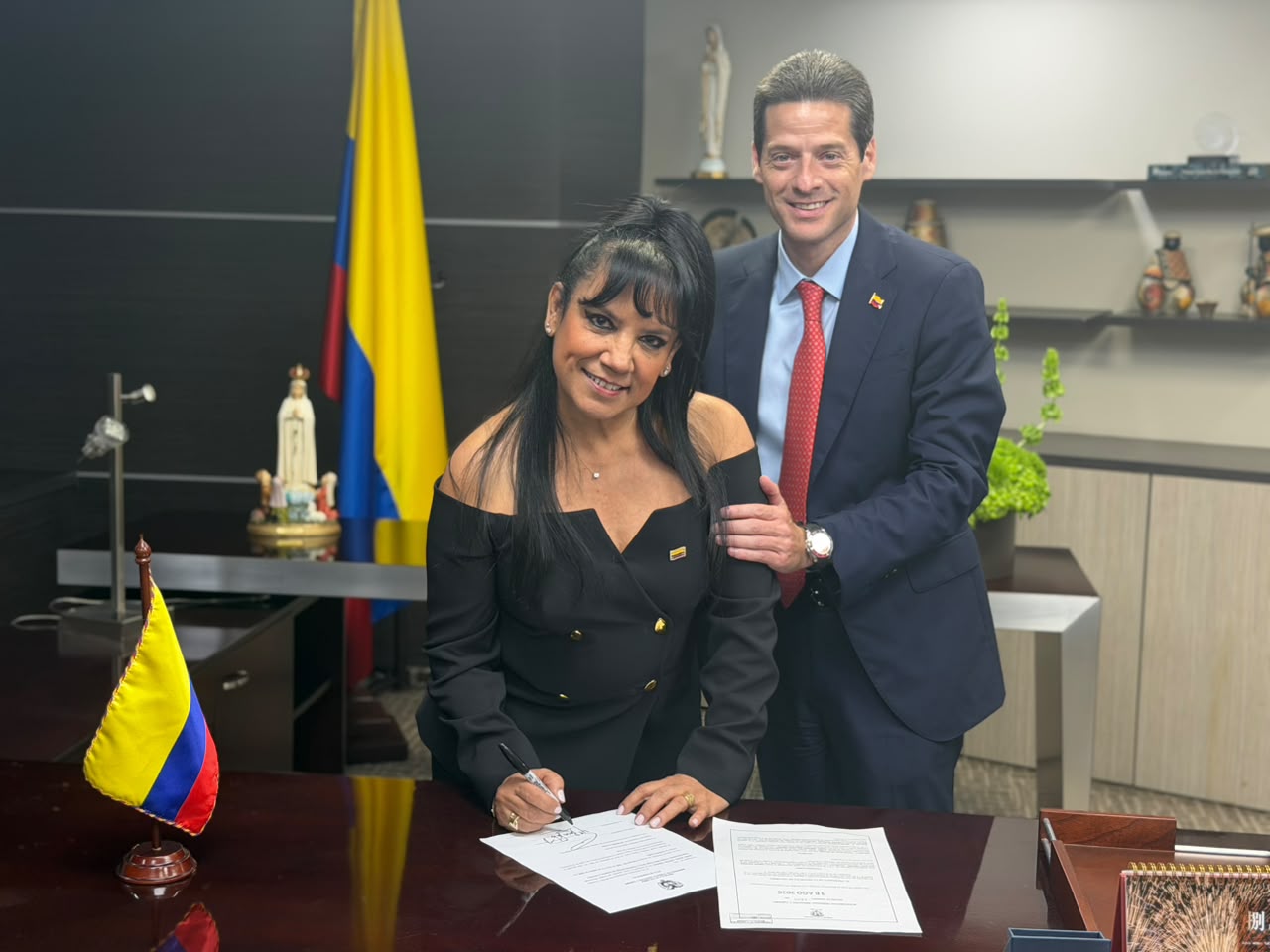 María Rocío Cortés Vargas es designada como nueva superintendente de Industria y Comercio