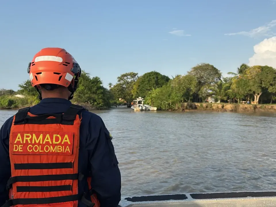 Armada de Colombia arrecia su ofensiva contra las organizaciones narcoterroristas en el río Magdalena