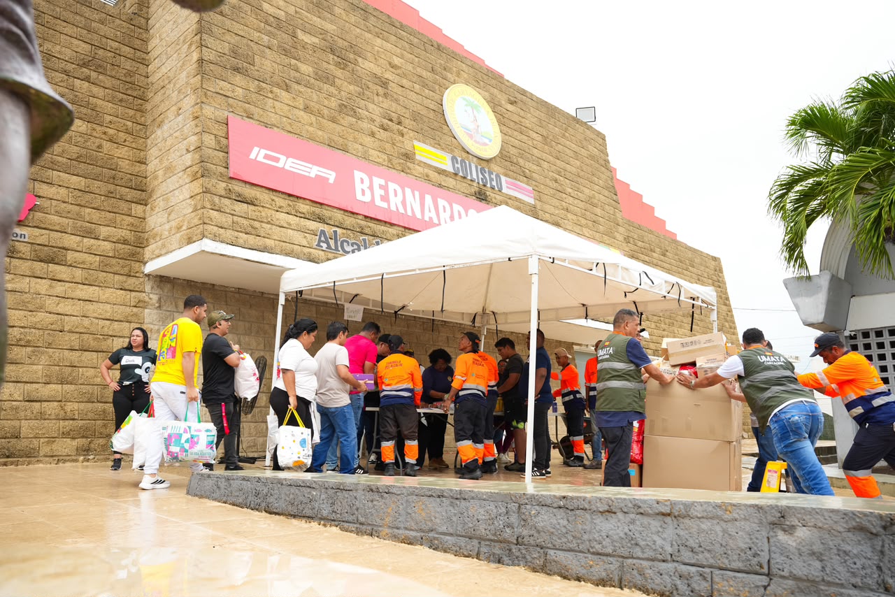 Cartagena recibió 200 toneladas en donaciones para afectados por sismo en Quibdó, Chocó