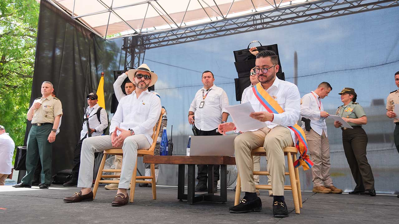 ‘Ayúdeme a combatir la corrupción’, pidió el Presidente De La Espriella al nuevo Contralor