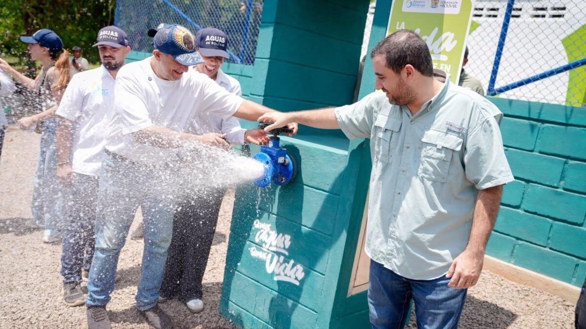 aguasdebolivar_yamilitoarana