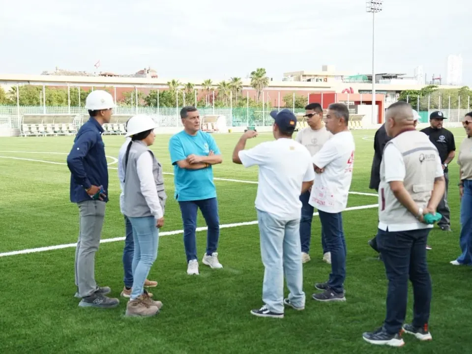 Dumek Turbay inspecciona el Nuevo Chambacú Ligas Mayores, que alcanza el 98 % de avance