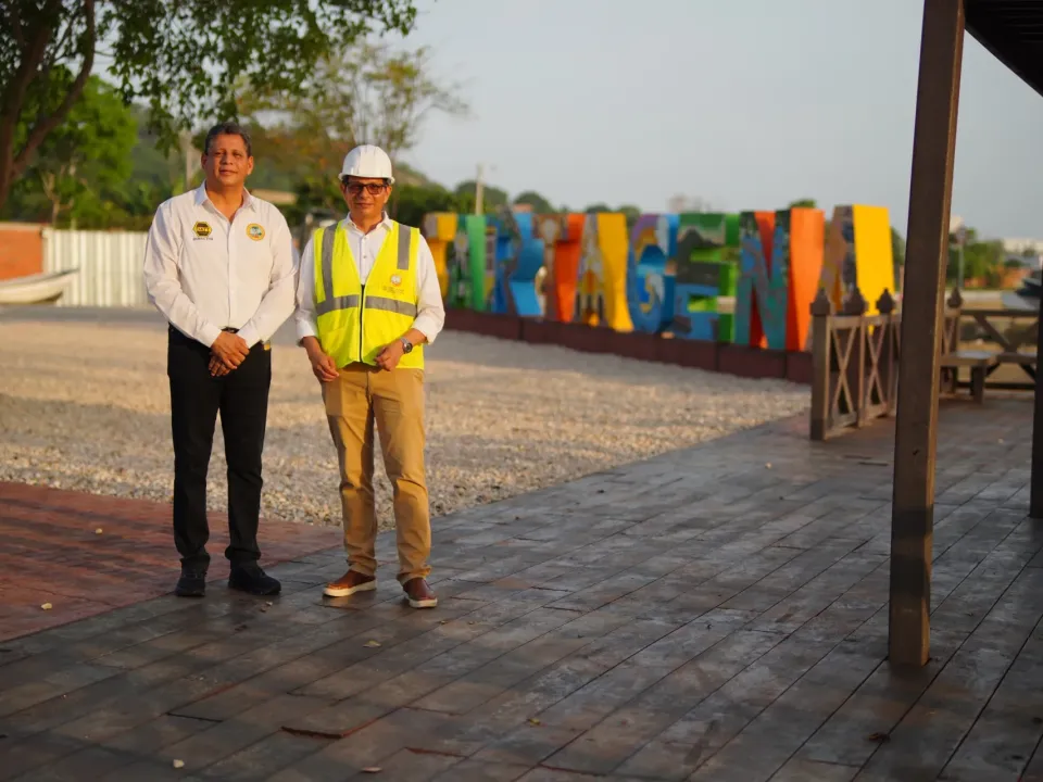 Alcalde Dumek Turbay entrega ampliación de la Vía Perimetral hasta el barrio 7 de Agosto