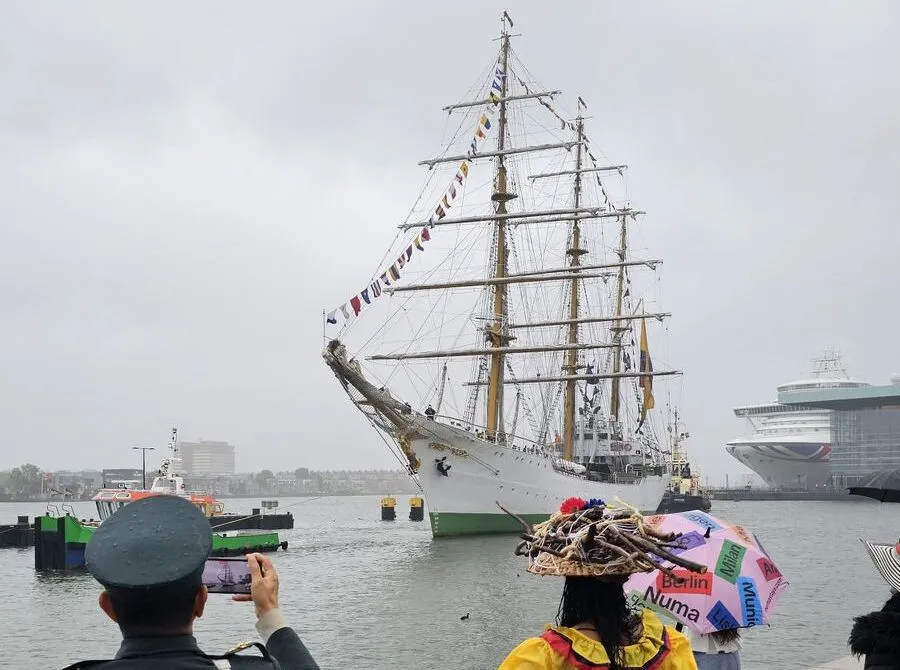 El ARC Gloria cruza el Atlántico y llega a Ámsterdam
