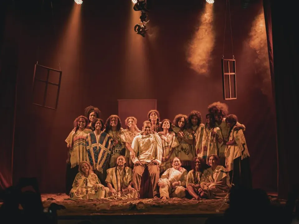 “En un sol amarillo”: Talento Unibac en el escenario del teatro “Adolfo Mejía”