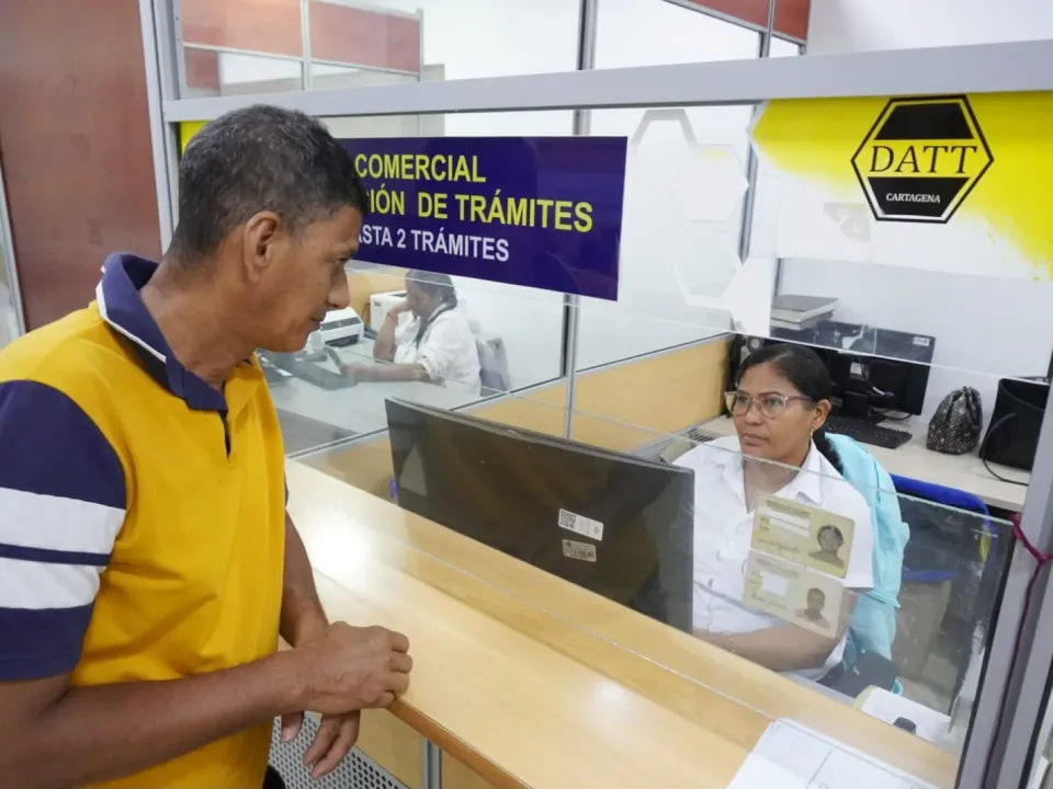 DATT habilita agendamiento de turnos por WhatsApp para trámites en Cartagena