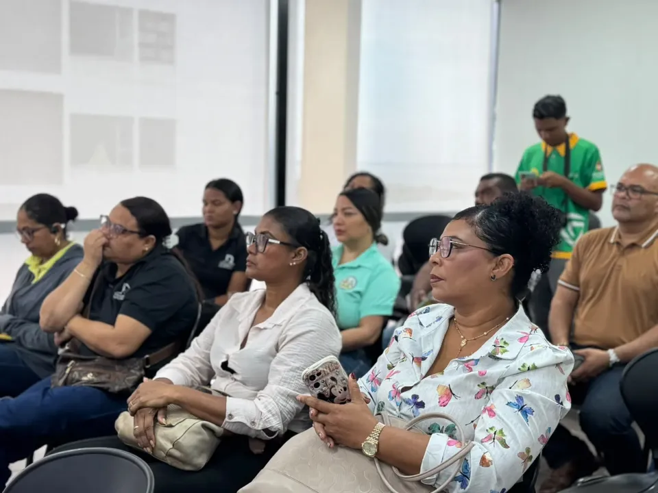 Tarjeta de Control de taxis en Cartagena será digital y tendrá código QR para consultar información