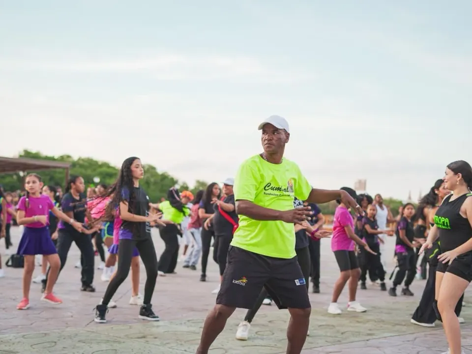 Plaza de Variedades se llena de arte con gran Master Class de Danza apoyada por el IPCC