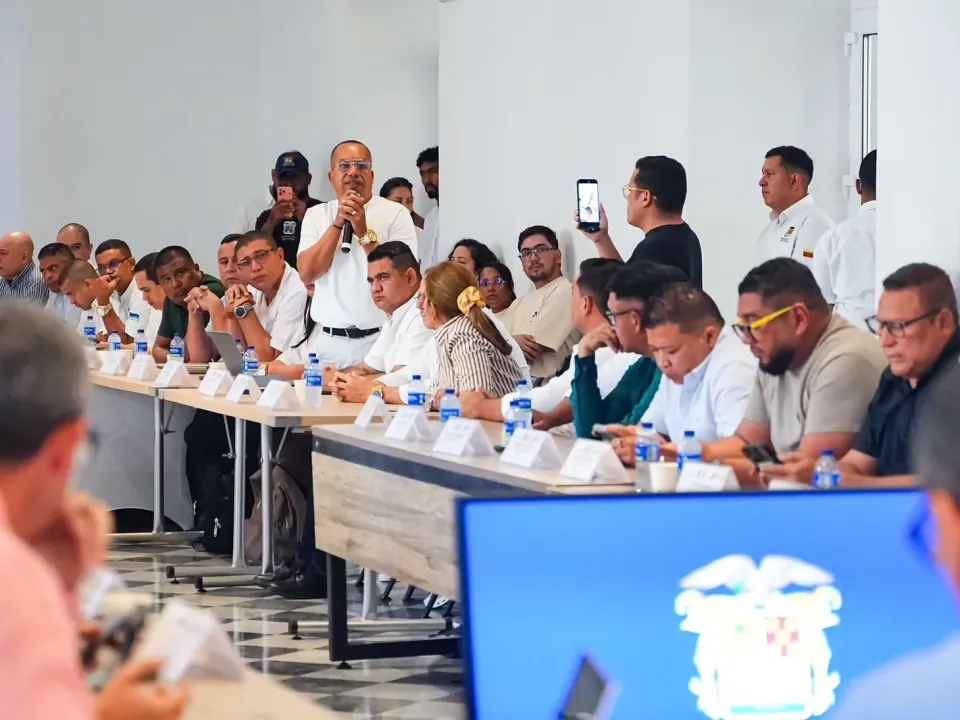 ‘Diálogo y trabajo conjunto serán determinantes para superar crisis eléctrica’: Afinia