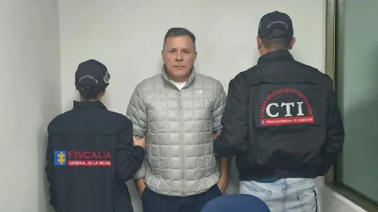 Fiscalía imputa nuevos cargos a alias ‘Bonito’ por crímenes contra firmantes de paz
